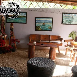Casa & Club Yunuem Guest house