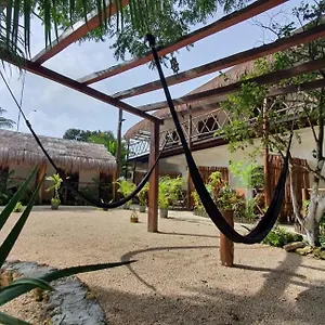 3* Hotel Cedro Rojo